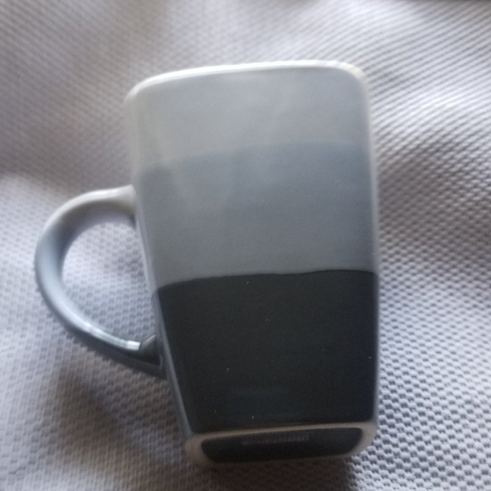 sophisticated square three tone blue coffee mug - Picture 2 of 4